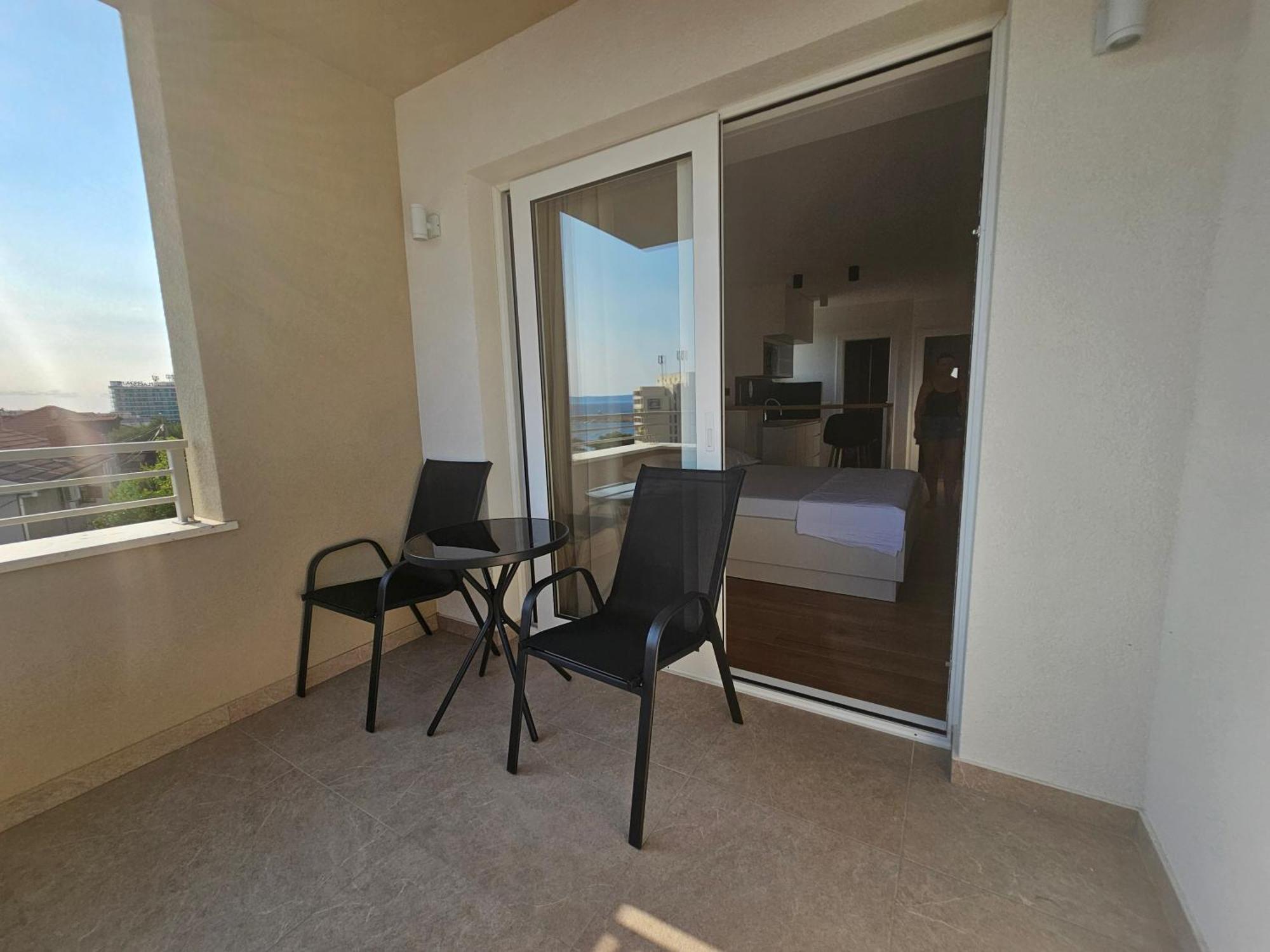 Apartmani Sole Макарска Екстериор снимка