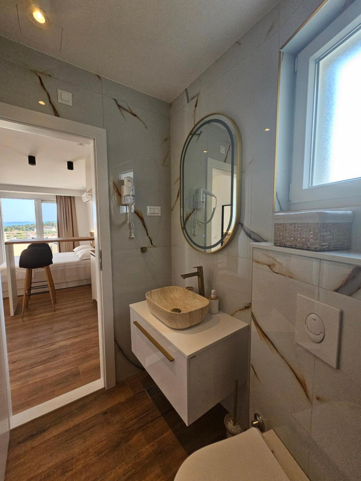 Apartmani Sole Макарска Екстериор снимка